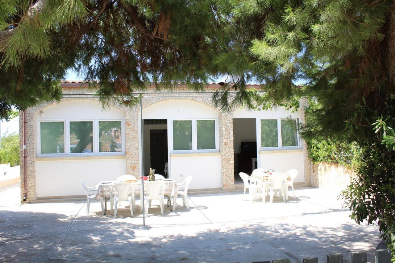 Villa Simonetta Alliste Exteriör bild